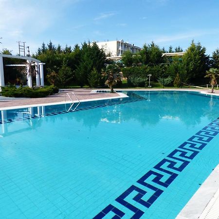 Ioannou Resort Птолемаїда Екстер'єр фото