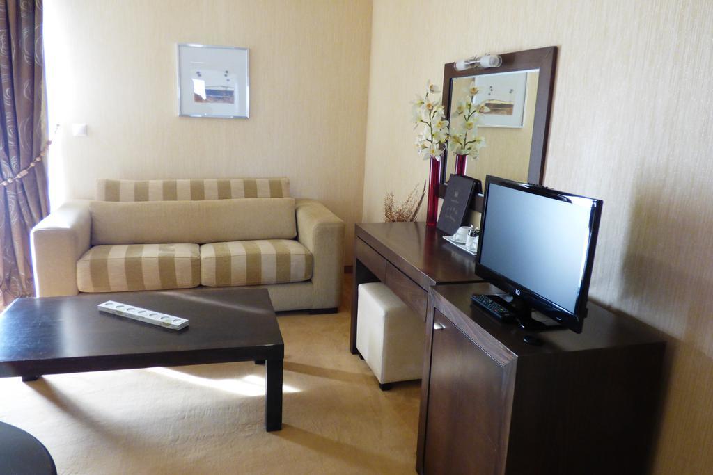 Ioannou Resort Птолемаїда Номер фото