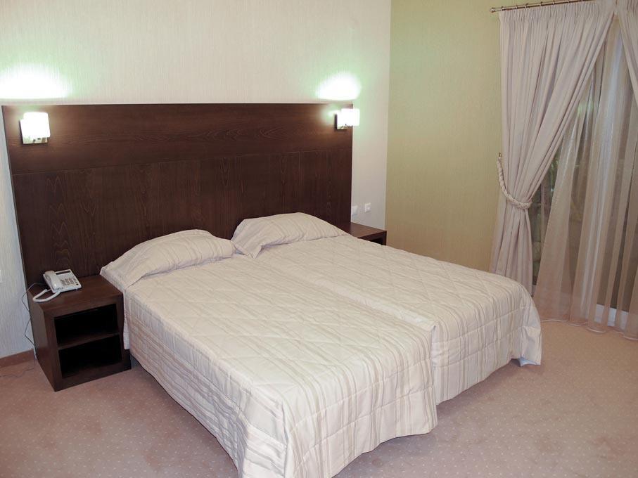 Ioannou Resort Птолемаїда Номер фото